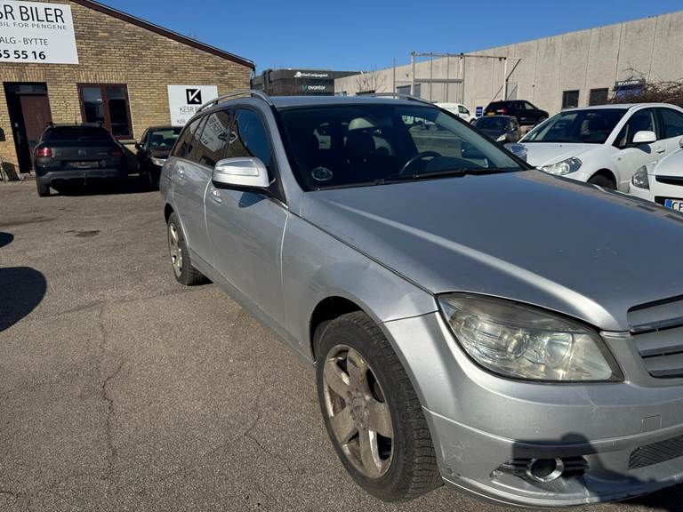 Mercedes C220 2,2 CDi Avantgarde stc. aut.