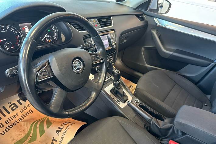 Sølv Skoda Octavia fra 2015