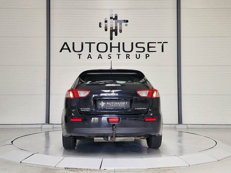 Mitsubishi Lancer 1,8 Invite SportBack ClearTec