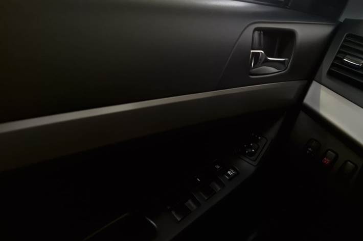 Sort Mitsubishi Lancer fra 2010