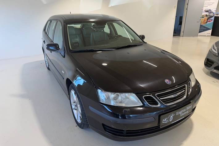 Sort Saab 9-3 fra 2007