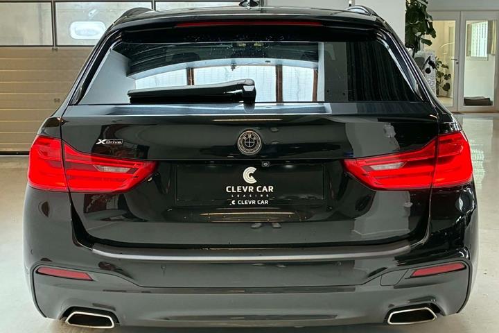 Sort BMW 520d fra 2020