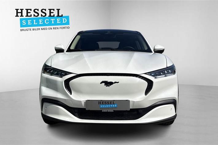 Hvid Ford Mustang Mach-E fra 2023