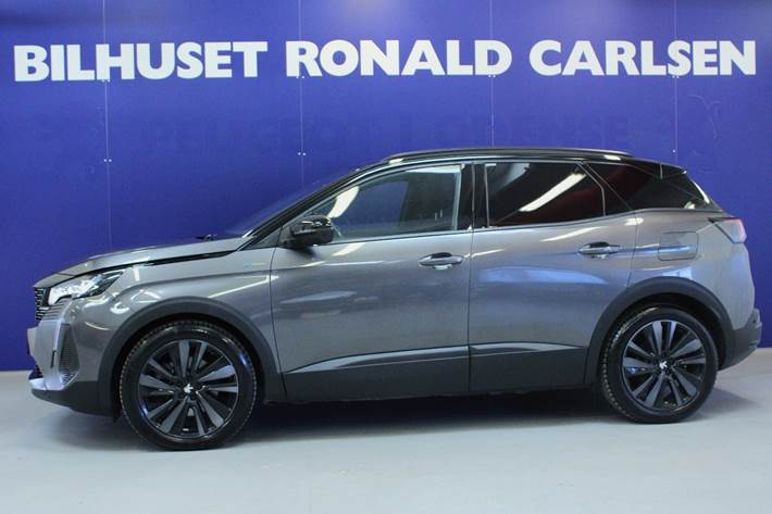 Grå Peugeot 3008 fra 2022