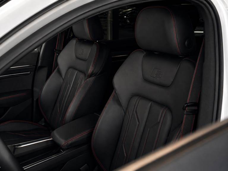 Audi Q8 e-tron 55 S-line Sportback quattro