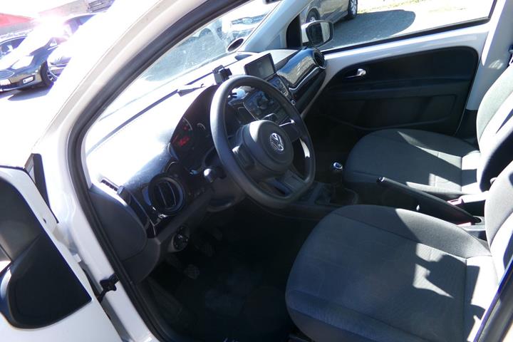 Hvid VW UP! fra 2013