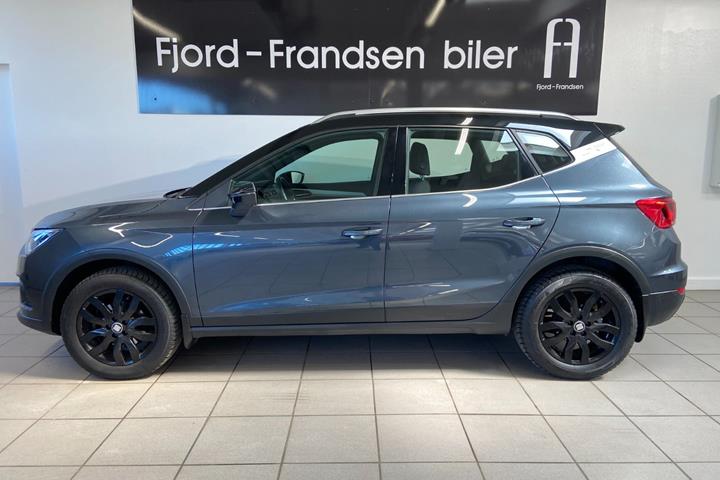 Grå Seat Arona fra 2019