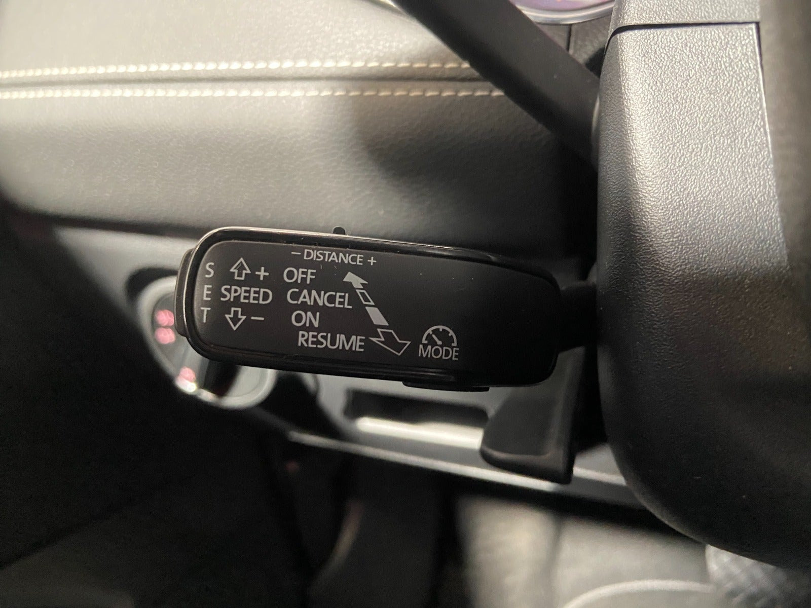 Grå Seat Arona fra 2019