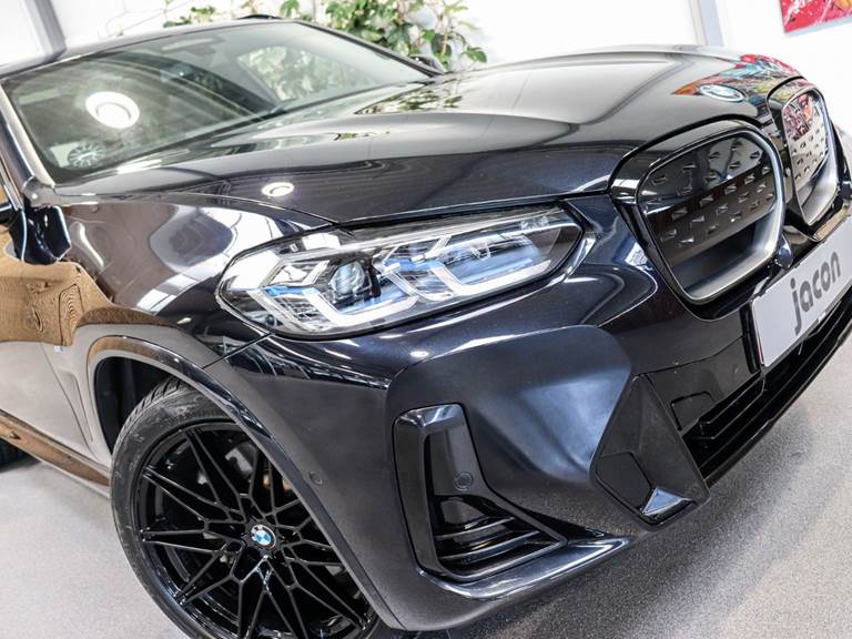 BMW iX3 Charged Plus M-Sport