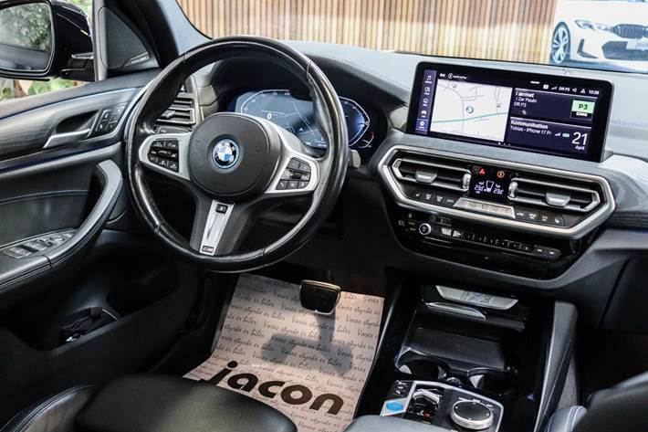 Sort BMW iX3 fra 2023