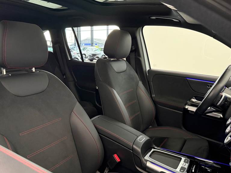 Mercedes EQB250+ AMG Line