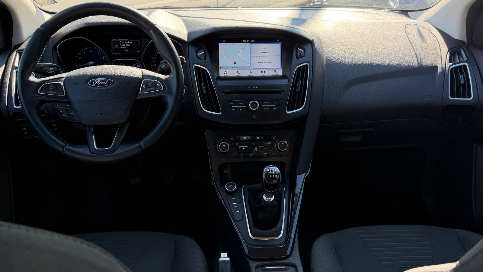 Grå Ford Focus fra 2017