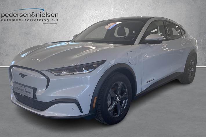 Hvid Ford Mustang Mach-E fra 2022