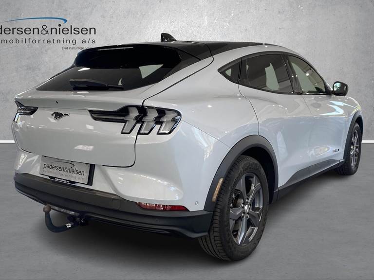 Ford Mustang Mach-E EL UR 294HK 5d Aut.