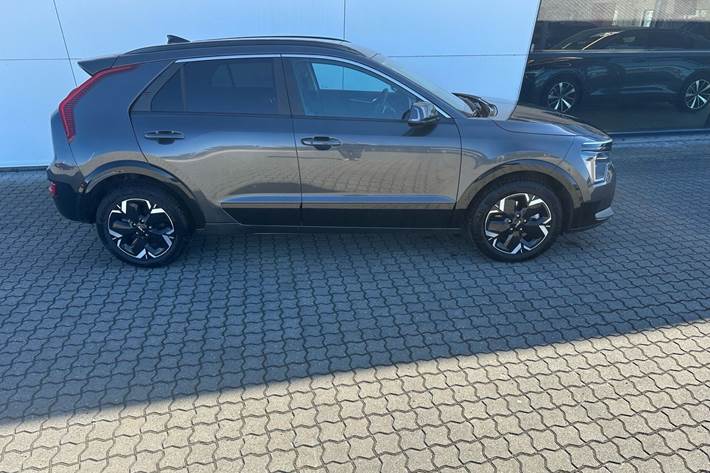 Grå Kia Niro EV fra 2024