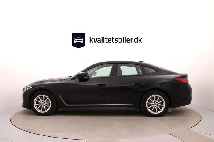 Sort BMW i4 fra 2023