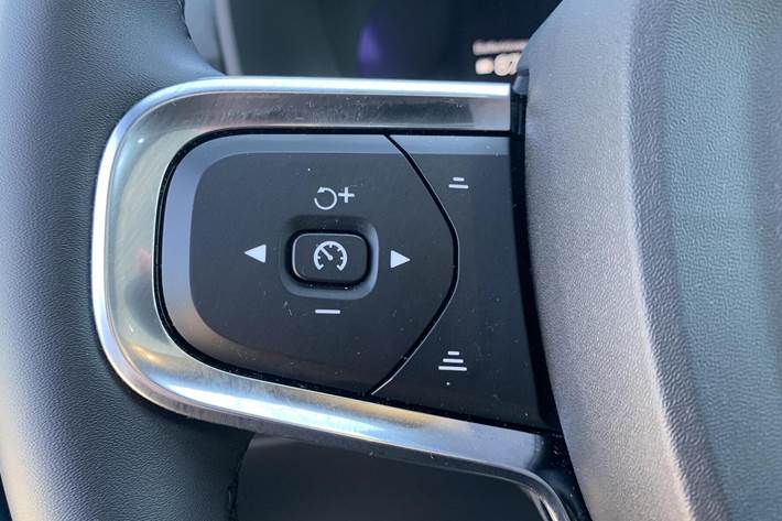 Blå Volvo C40 fra 2022