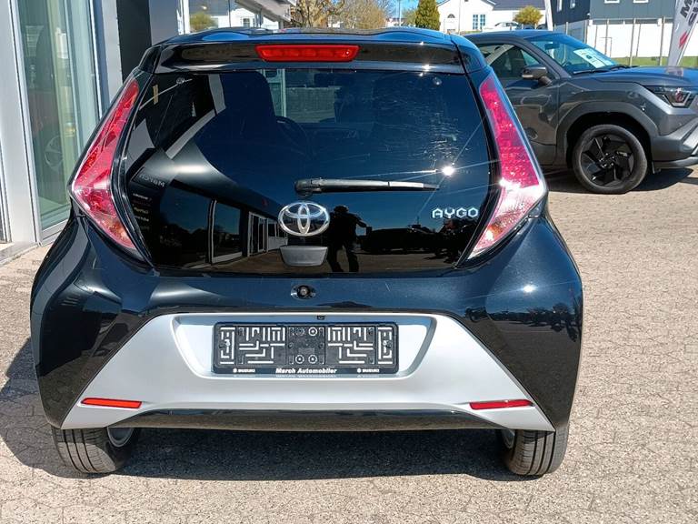 Toyota Aygo 1,0 VVT-I X-Black II 69HK 5d