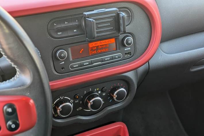 Sort Renault Twingo fra 2015