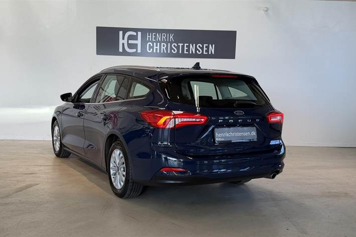 Blå Ford Focus fra 2020