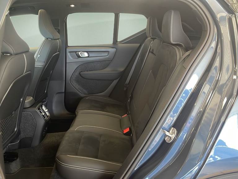 Volvo EX40 Single Motor Extended Range Ultra 252HK 5d Aut.