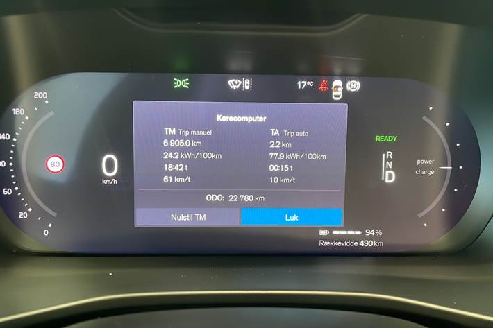 Blå Volvo EX40 fra 2025