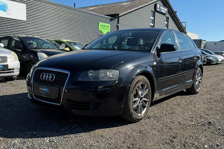 Sort Audi A3 fra 2007 set udefra