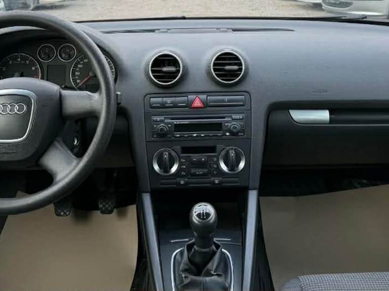 Audi A3 1,8 TFSi Ambiente Sportback