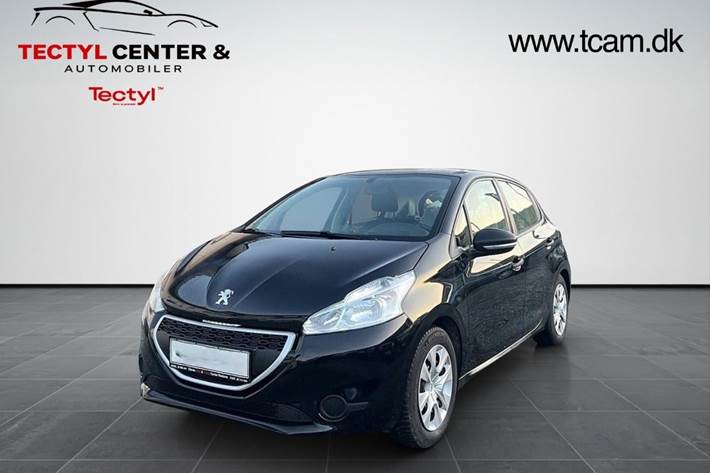 Sort Peugeot 208 fra 2013