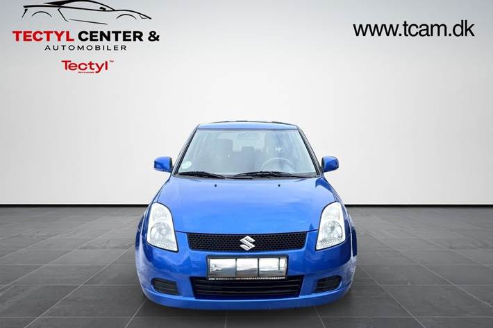 Blå Suzuki Swift fra 2006