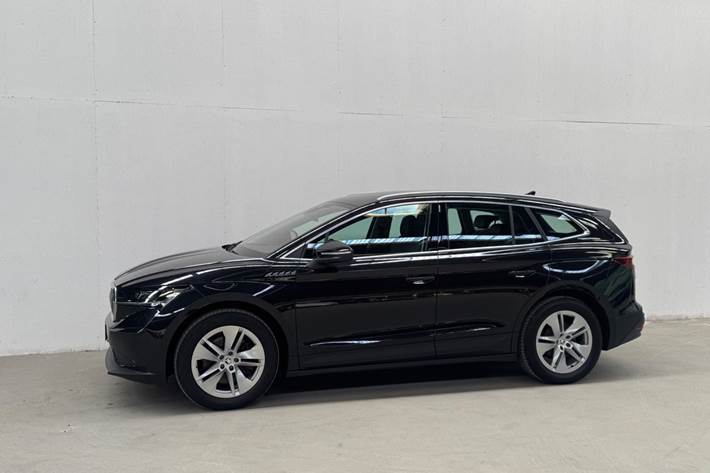 Sort Skoda Enyaq fra 2022