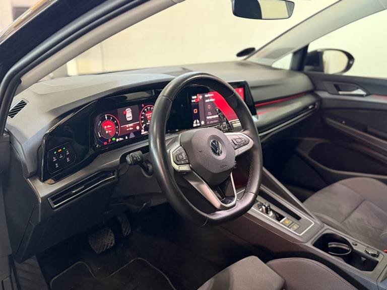 VW Golf VIII 1,4 eHybrid DSG