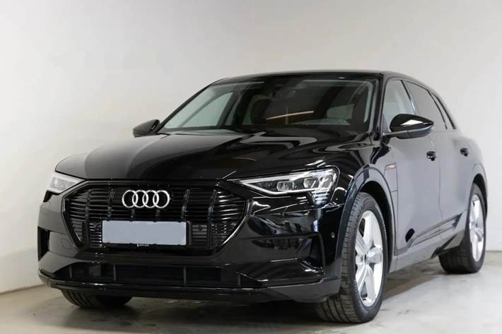 Sort Audi e-tron fra 2022