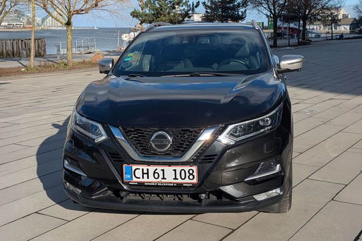 Sort Nissan Qashqai fra 2019
