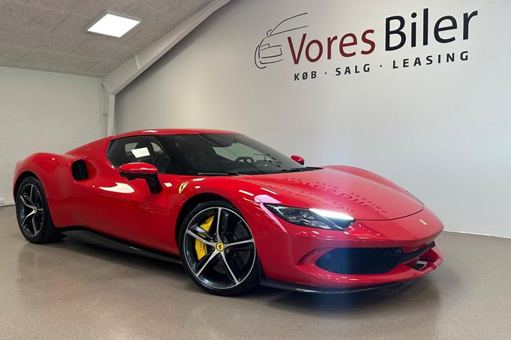 undefined Ferrari 296 GTB fra 2023 set udefra