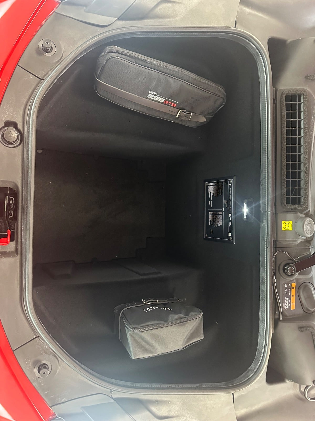 undefined Ferrari 296 GTB fra 2023