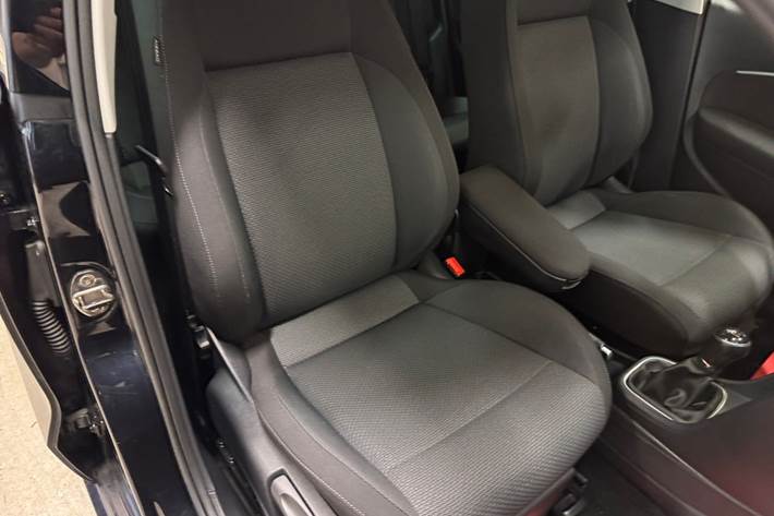 Sort VW Polo fra 2016