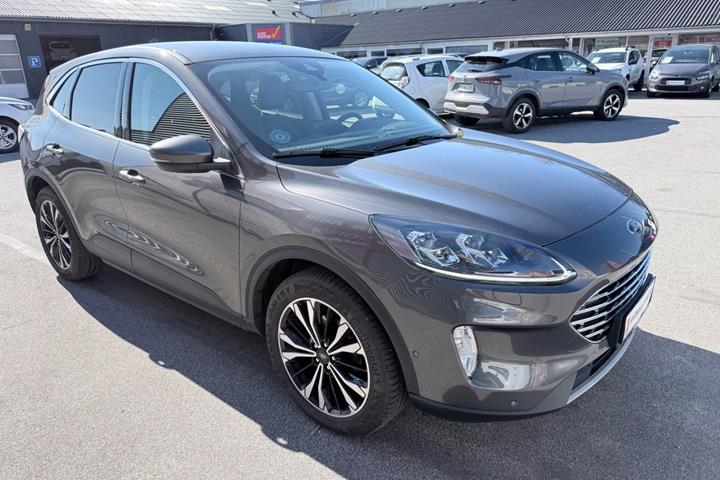 Grå Ford Kuga fra 2020