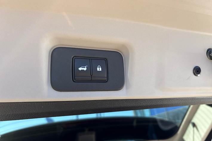 Grå Nissan Ariya fra 2022