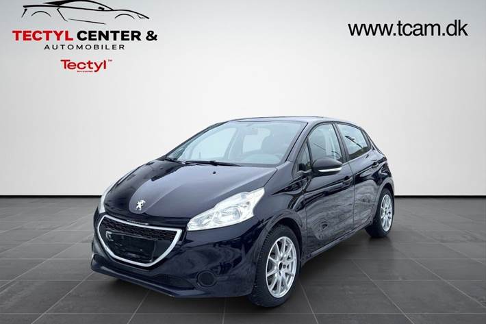 Blå Peugeot 208 fra 2014