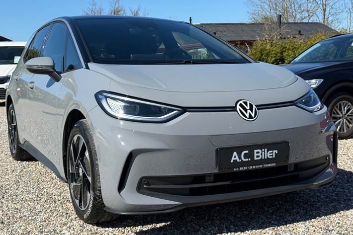 Grå VW ID.3 fra 2025 set udefra