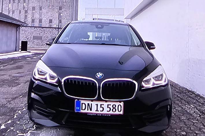 Sort BMW 225xe fra 2019