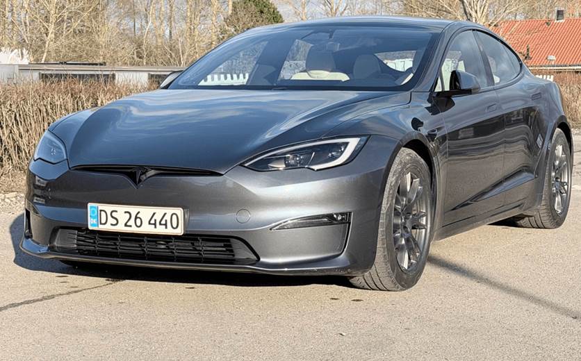 Tesla Model S Long Range AWD