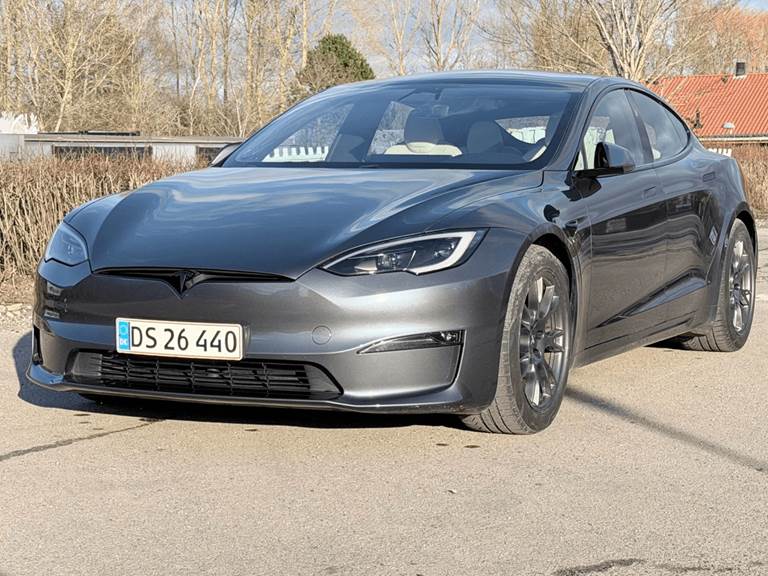 Tesla Model S Long Range AWD