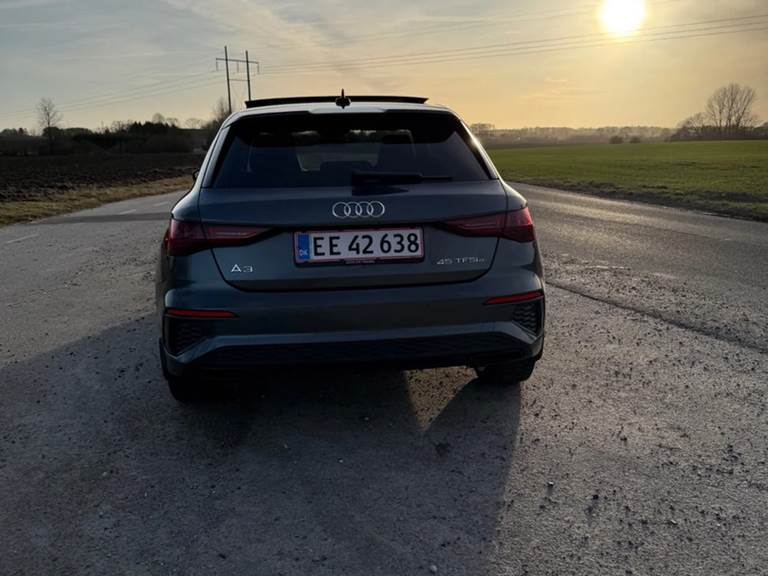 Audi A3 45 TFSi e S-line Sportback S-tr.