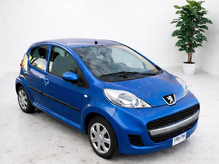 Peugeot 107 1,0 I 5D 68HK