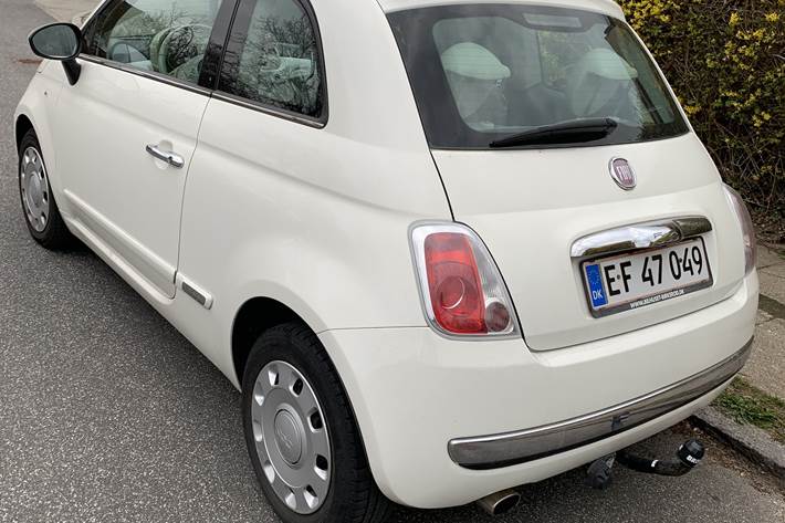 Hvid Fiat 500 fra 2011