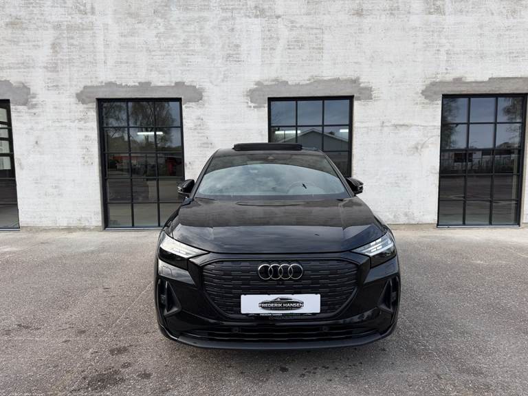 Audi Q4 e-tron 45 S-line Sportback
