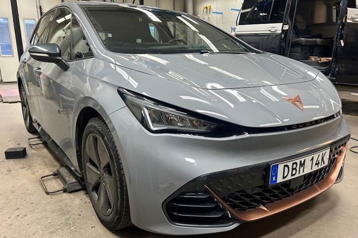 Grå Cupra Born fra 2024
