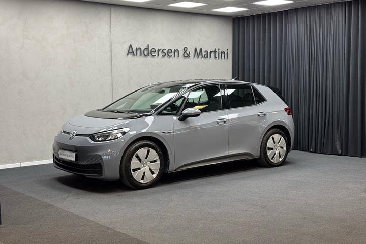 Grå VW ID.3 fra 2021 set udefra